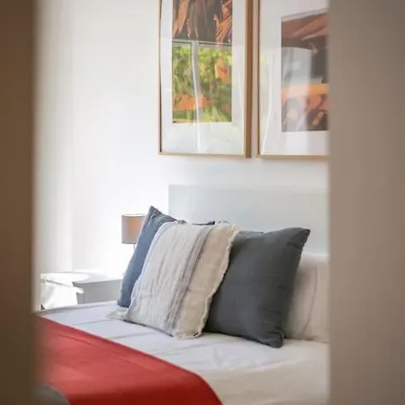 Family Tailor Made Flat In Areeiro Lejlighed Lisboa