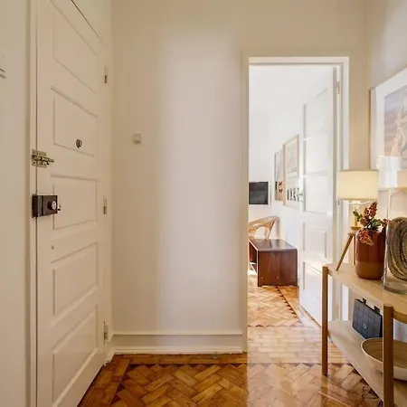 公寓 Family Tailor Made Flat In Areeiro *