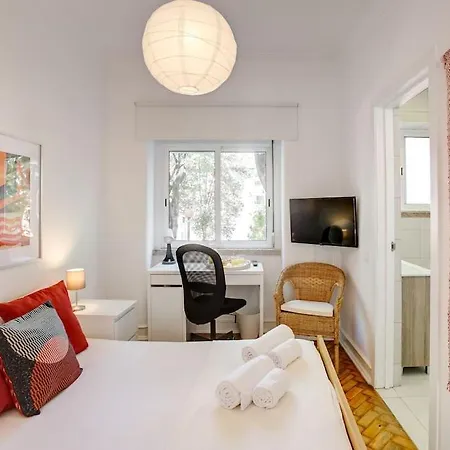 公寓 Family Tailor Made Flat In Areeiro *